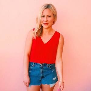 Meet your Posher, Lauren